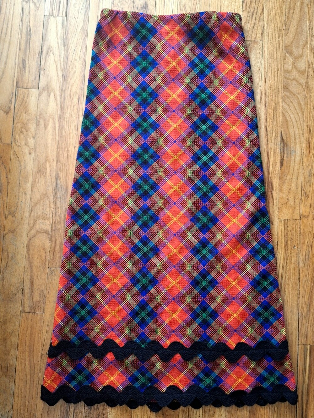 Vintage 70s Multicolor Plaid Maxi Skirt with Black Trim